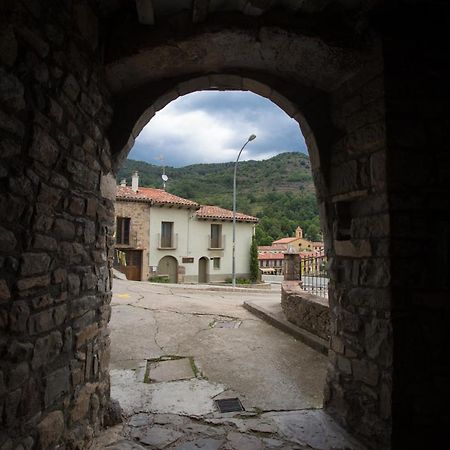 El Reliquier De Vallfogona Del Ripolles Vallfogona de Ripolles Exterior photo